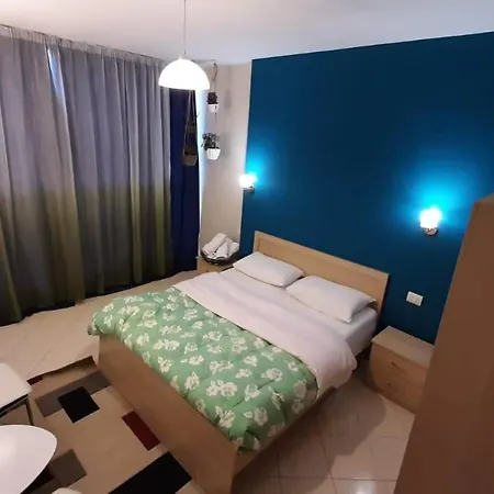 Solasta Center *